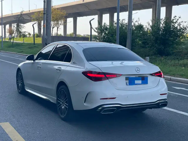 Mercedes-Benz C-Class — Фото автомобиля 6