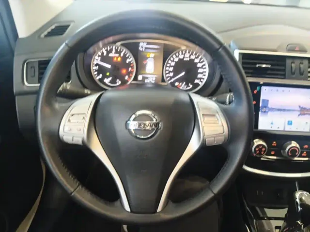 Nissan Tiida — Фото автомобиля 10