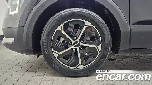 Kia Niro The All New Niro Prestige — Фото автомобиля 5
