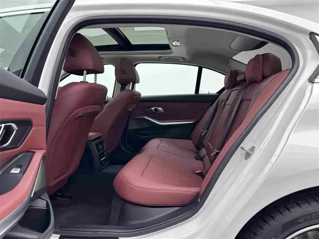 BMW 3 Series — Фото автомобиля 20