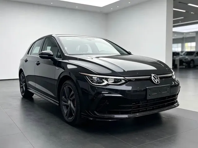 Volkswagen Golf — Фото автомобиля 3