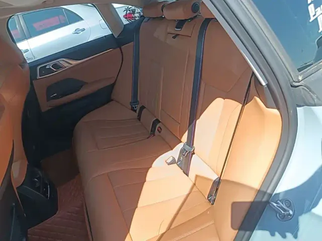 BMW 4 Series — Фото автомобиля 16