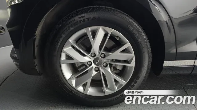 Genesis GV70 2.5T Бензин 2WD — Фото автомобиля 4