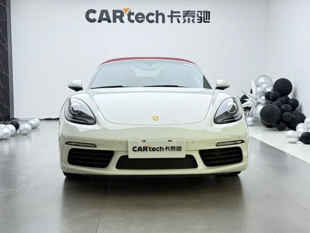 Porsche 718 — Фото автомобиля 3