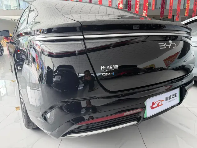 BYD Seal 07 DM-i — Фото автомобиля 16
