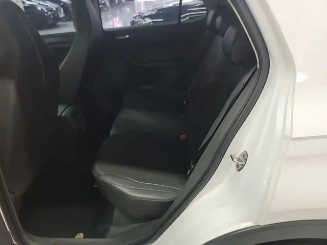 Volkswagen T-Cross — Фото автомобиля 16