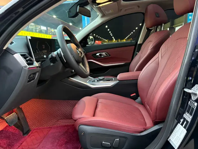 BMW 3 Series — Фото автомобиля 11