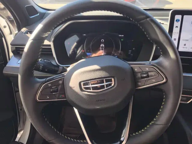 Geely Xingrui — Фото автомобиля 15