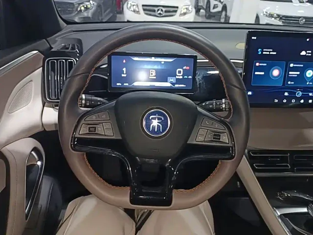 BYD Song Pro — Фото автомобиля 10