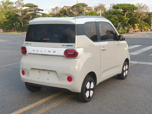 Wuling Hongguang Mini EV — Фото автомобиля 13