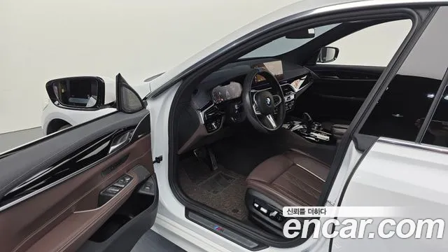 BMW Gran Turismo — Фото автомобиля 10