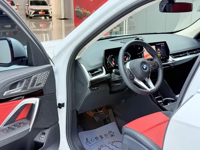 BMW X1 — Фото автомобиля 4