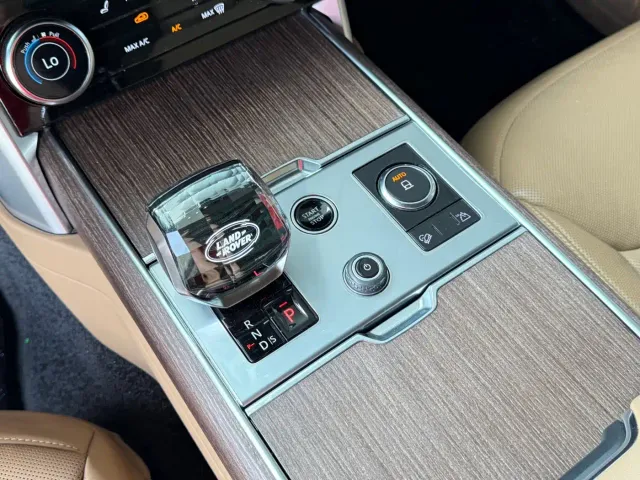 Land Rover Range Rover — Фото автомобиля 11