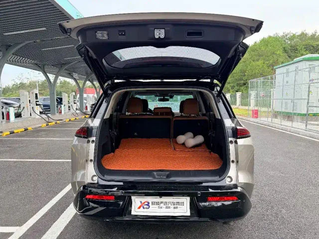 Nissan Terra — Фото автомобиля 18