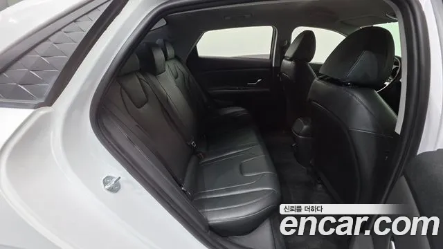 Hyundai Avante — Фото автомобиля 29