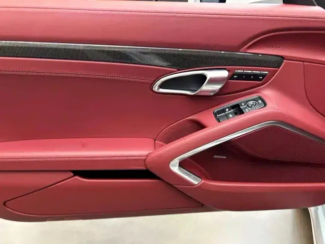 Porsche 718 — Фото автомобиля 6