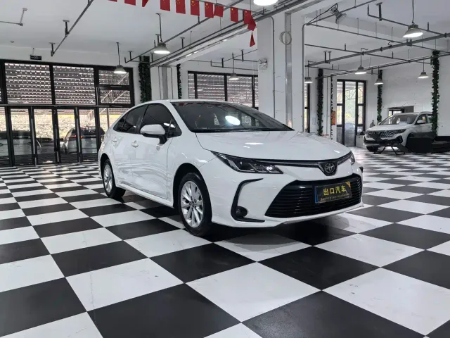 Toyota Corolla — Фото автомобиля 3