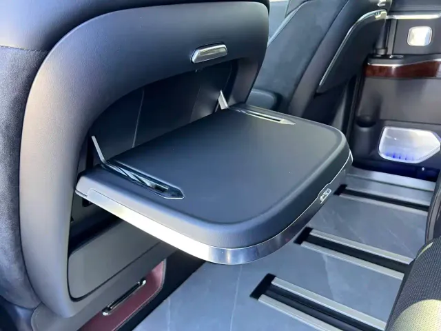 Hongqi HQ9 PHEV — Фото автомобиля 13