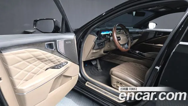 Kia K8 Hybrid — Фото автомобиля 10