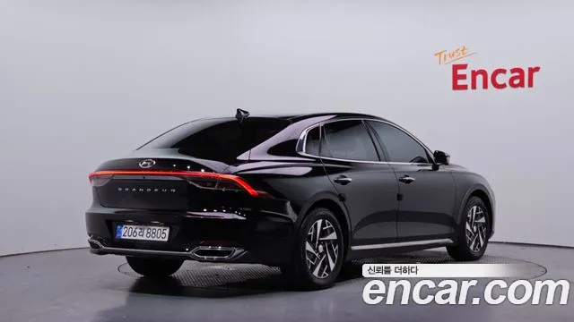 Hyundai Grandeur (New) Hybrid — Фото автомобиля 2