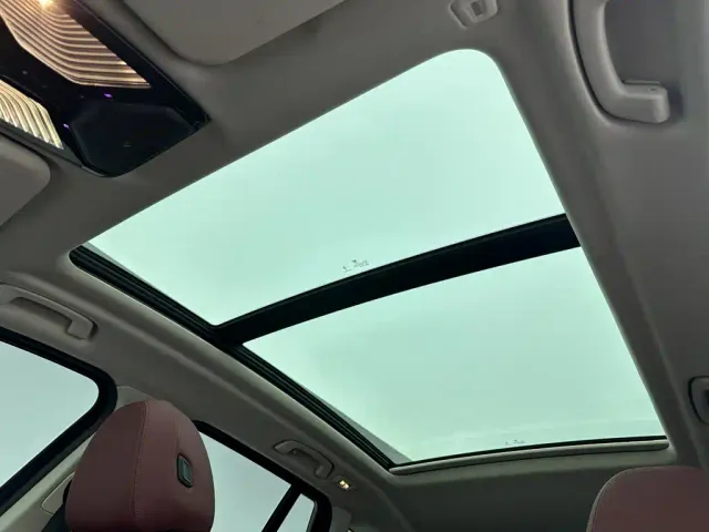 BMW BMW iX3 2024 Leading Edition — Фото автомобиля 13