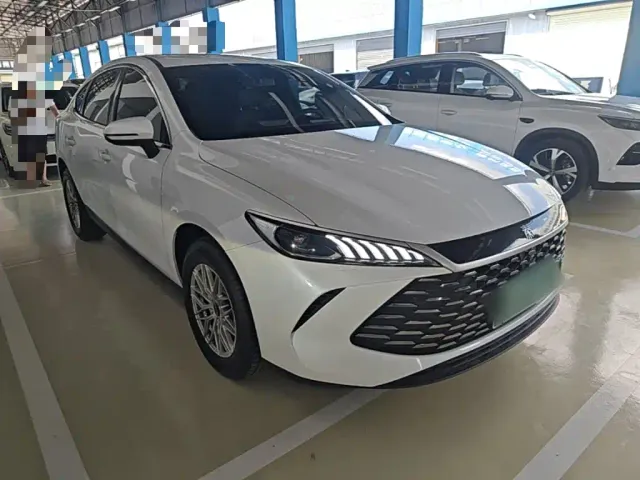 BYD Qin PLUS — Фото автомобиля 3
