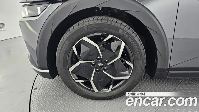 Hyundai Ioniq5 Ioniq5 Long Range AWD — Фото автомобиля 5