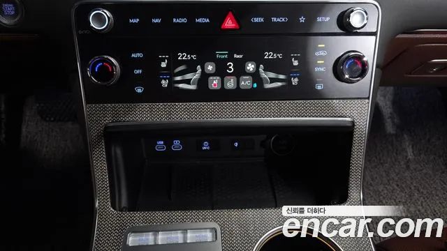 Genesis GV80 — Фото автомобиля 30