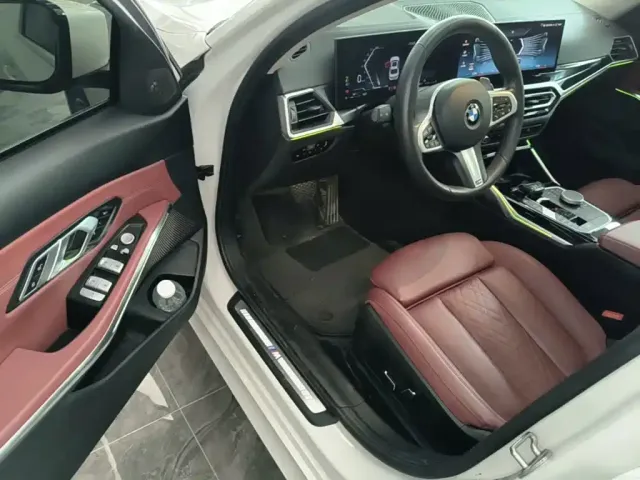 BMW 3 Series — Фото автомобиля 15