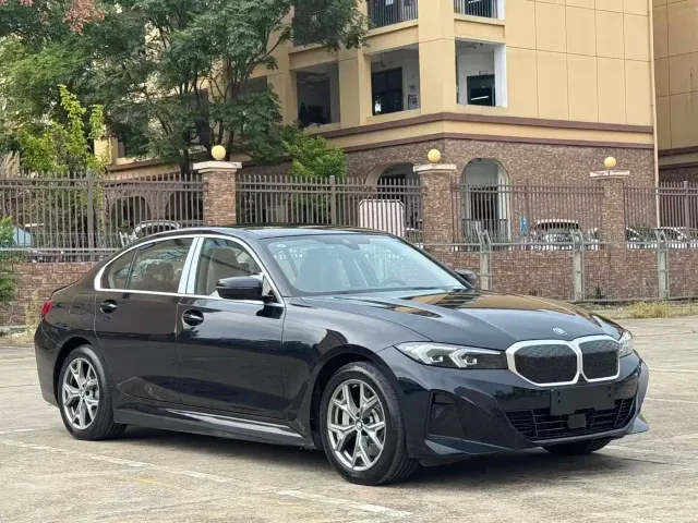 BMW i3 — Фото автомобиля 3