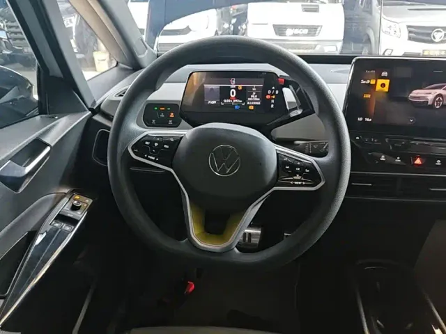 Volkswagen ID.3 — Фото автомобиля 10