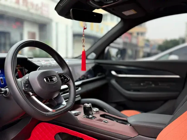 Geely Xingyue L — Фото автомобиля 14