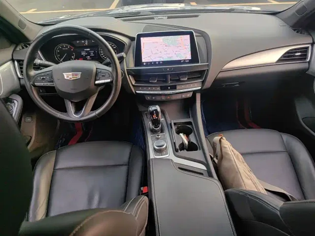Cadillac CT5 — Фото автомобиля 9