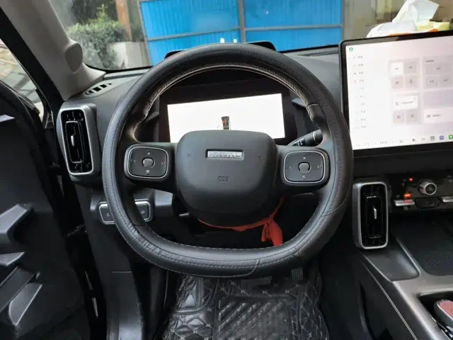 Haval Big Dog — Фото автомобиля 11