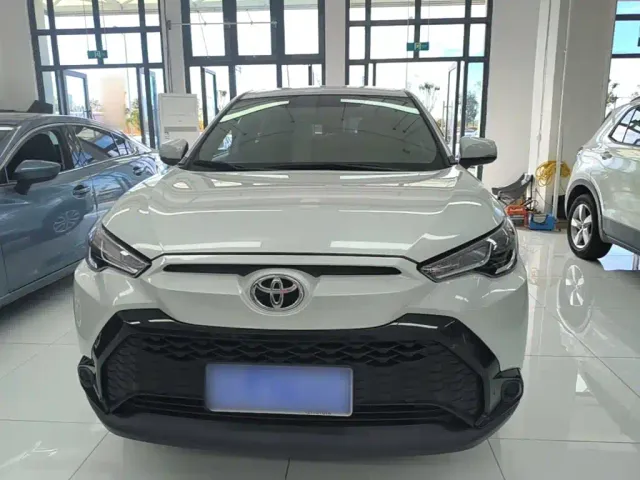 Toyota Frontlander — Фото автомобиля 2