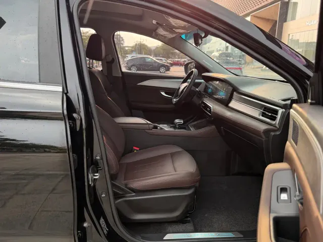 Jetour X90 Plus — Фото автомобиля 11