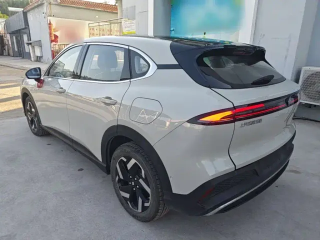 Baojun Yunhai — Фото автомобиля 4