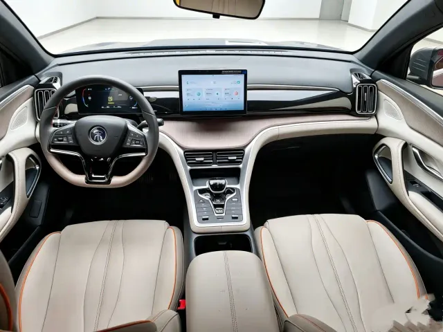 BYD Song Pro — Фото автомобиля 4