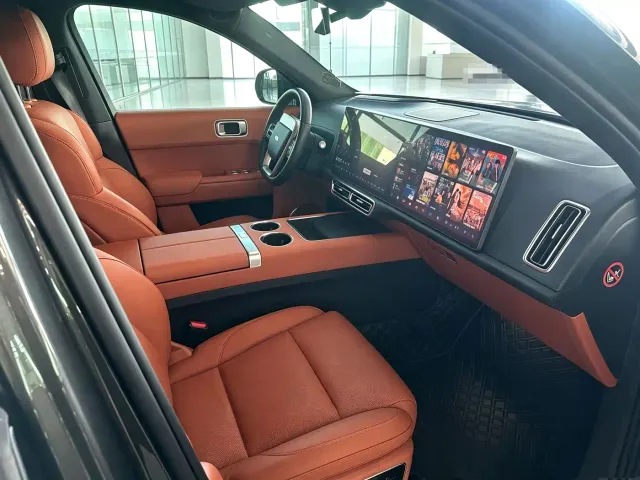Li Auto L7 — Фото автомобиля 6