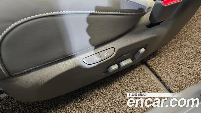 Kia Canival Carnival 4 поколение Бензин 7 мест Hi-Limousine — Фото автомобиля 22