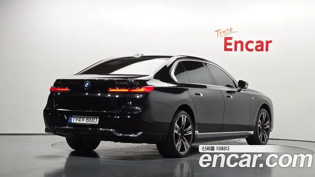 BMW 7-Series 7 серия (G70) — Фото автомобиля 2