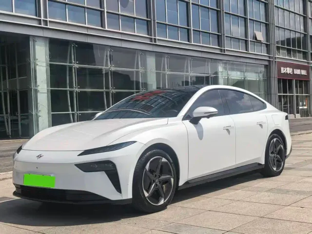 Фотография автомобиля — Dongfeng eπ 007
