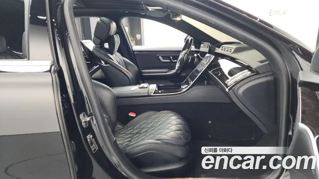 Mercedes-Benz S-Class — Фото автомобиля 11