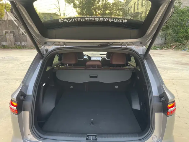 Geely Xingyue L — Фото автомобиля 16
