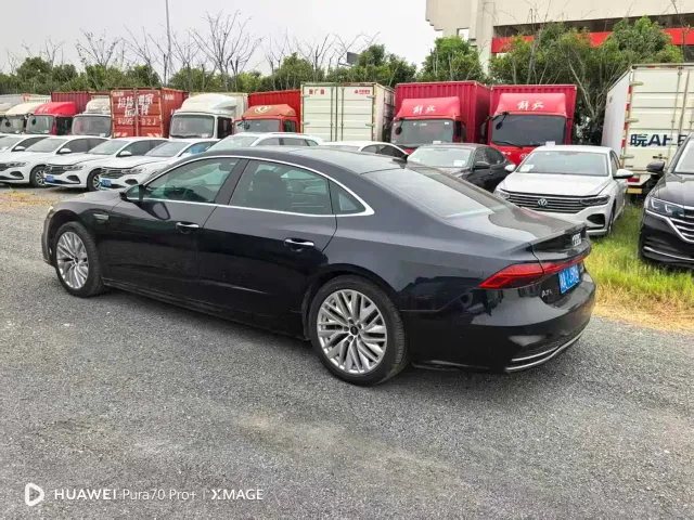Audi A7L — Фото автомобиля 6