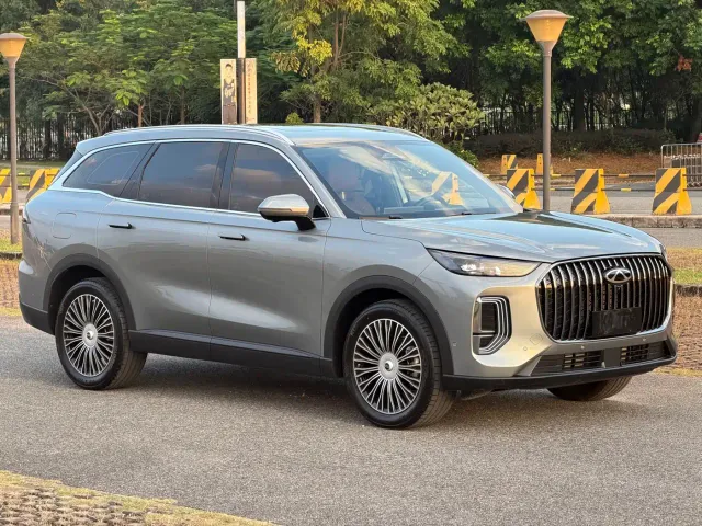 Chery Tiggo 9 — Фото автомобиля 2