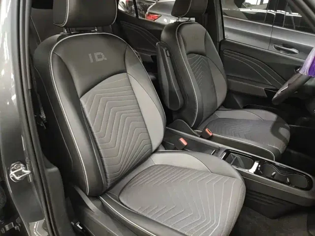 Volkswagen ID.3 — Фото автомобиля 24