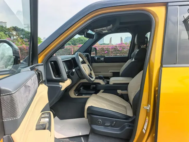 BYD FangChengBao Leopard 5 — Фото автомобиля 5