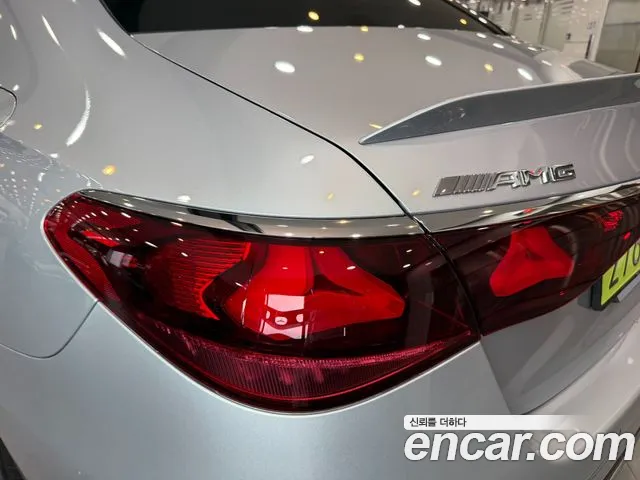 Mercedes-Benz E-Class — Фото автомобиля 13