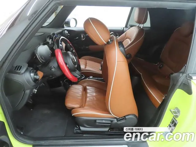 MINI Cooper Convertible — Фото автомобиля 9